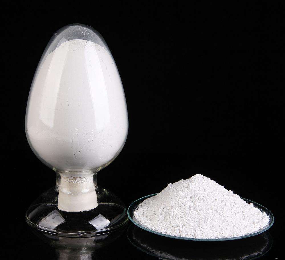 氧化鎂是否溶于水中和水會(huì)發(fā)生反應(yīng)？
